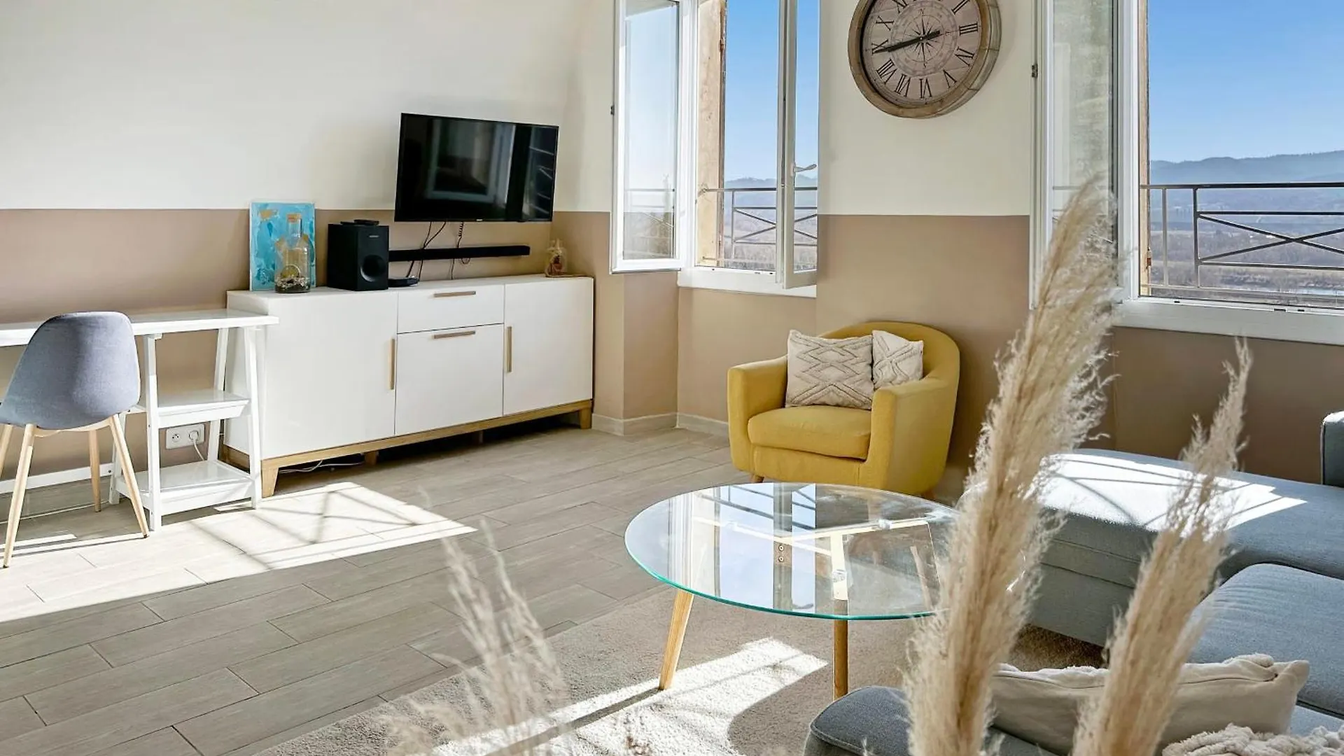 Apartment Les Terrasses Du Chateau I Electio Lauris France